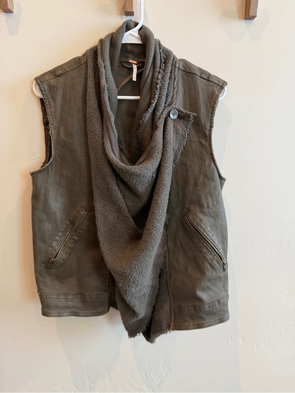 Free people vest